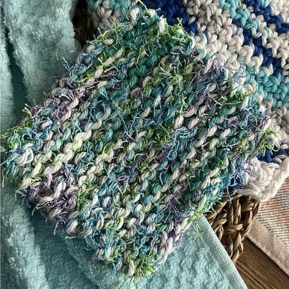 Handmade Kitchen Towel Trivet Scrubber Cloth Potholder Set - Picture 3 of 5